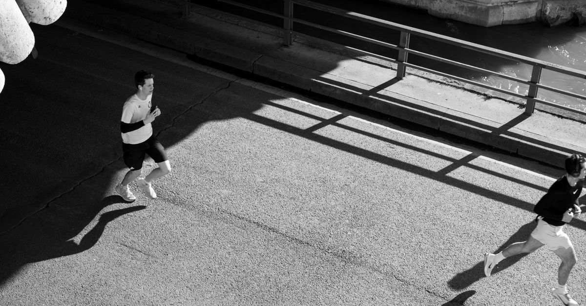 Pexels — Bingqian Li (photo 37183285)